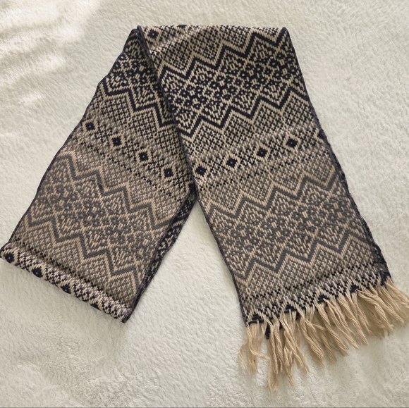 Vintage ✨️ Amana Woolen Mills Men\'s Wool Geometric Patterned Scarf